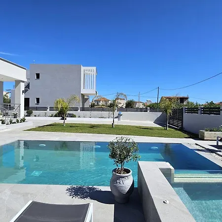 Oreal Luxury Villa